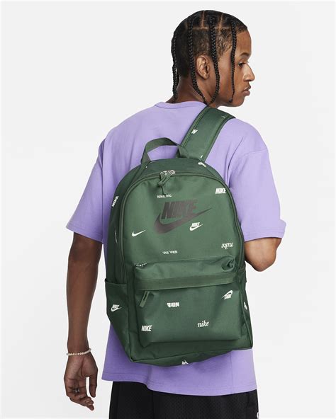 Tennis Warehouse Product Video: Nike Heritage Backpack.